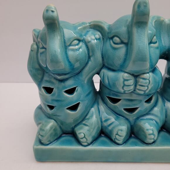 Three Wise Sitting Elephants See No Hear No Speak No Evil - Picture 7 of 12